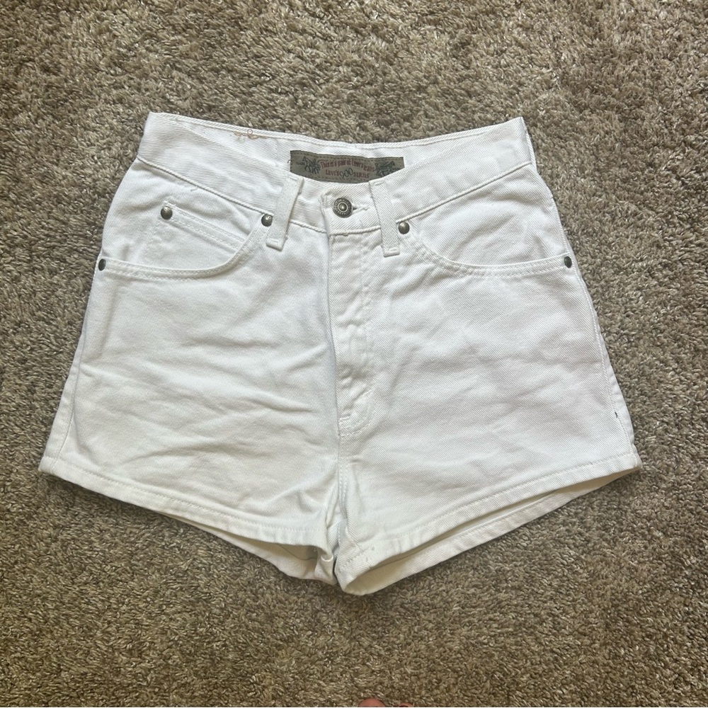High-Waist White Denim Women’s Shorts - Picture 8 of 12
